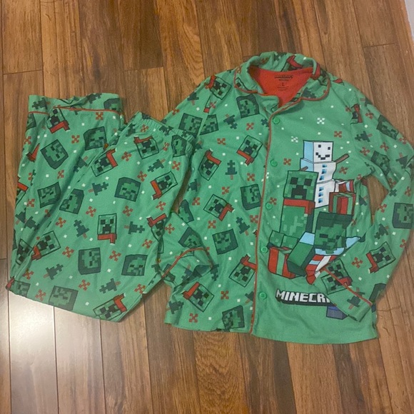 Boys Minecraft Bundle - Picture 1 of 2